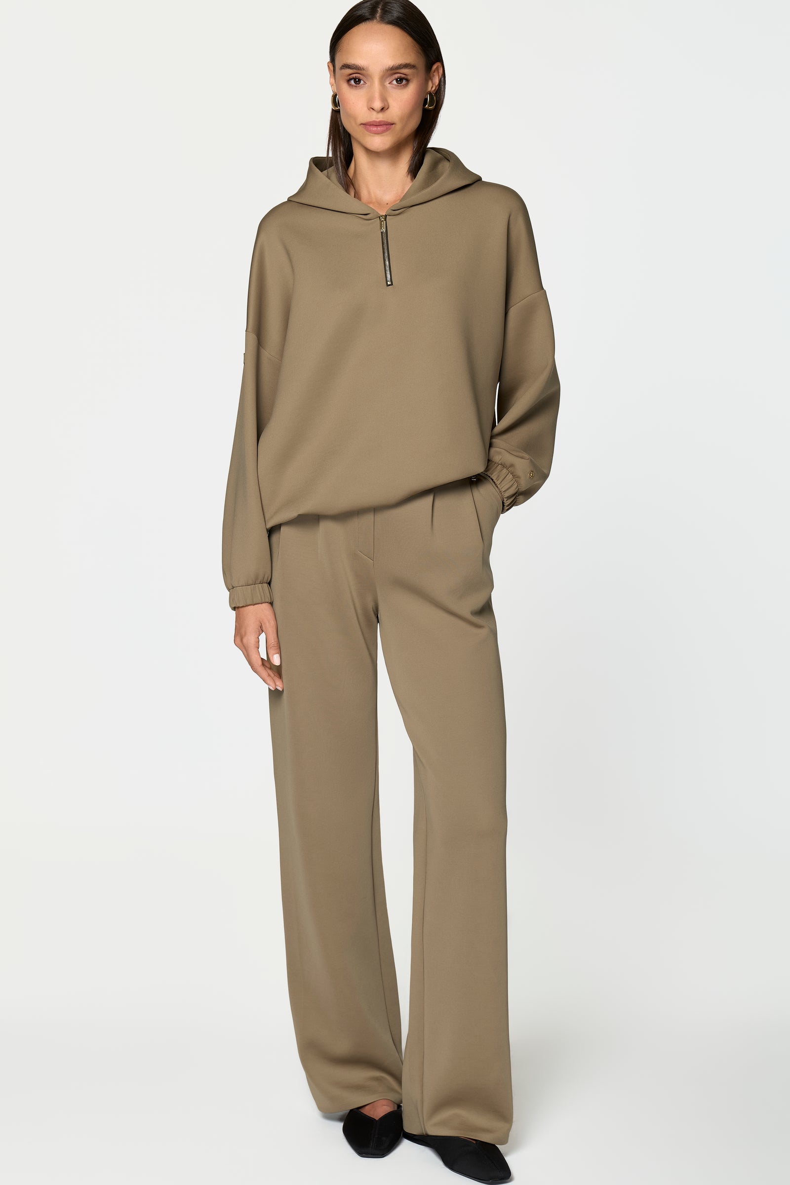 NARO Pullover oliva