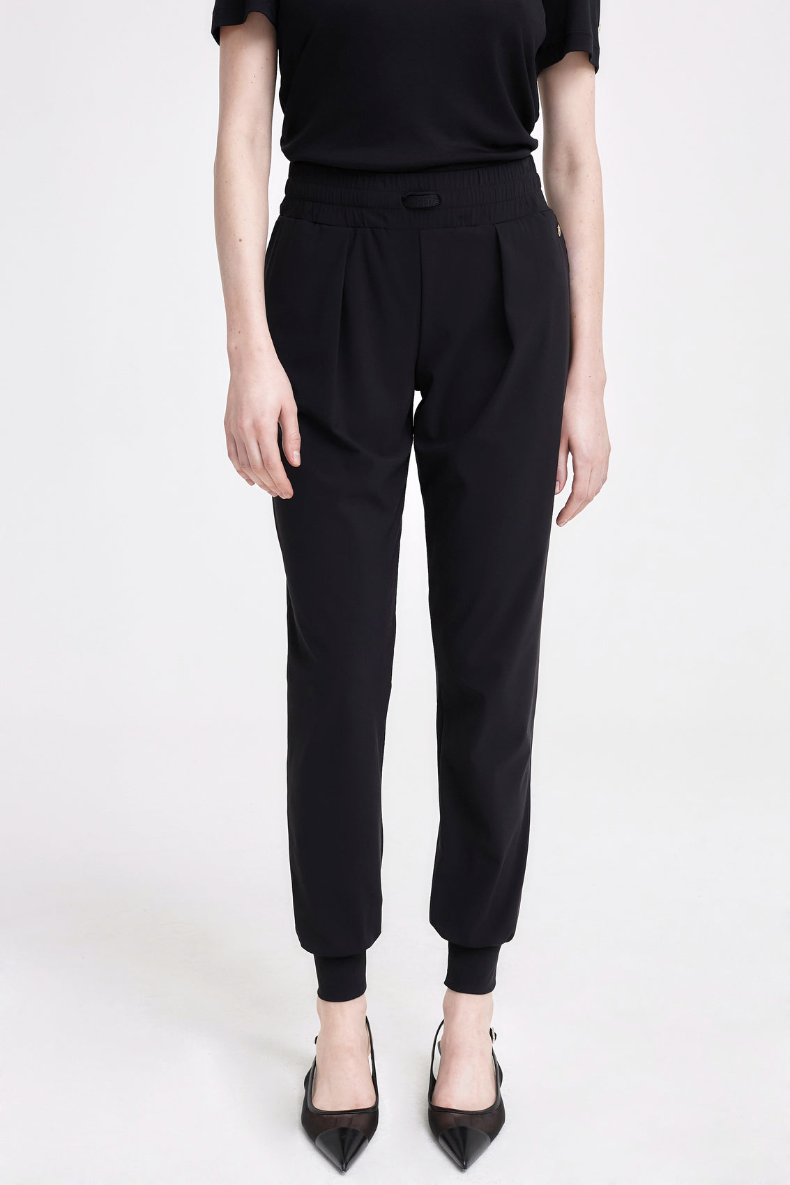 LUXE LÉGER Track Pants black