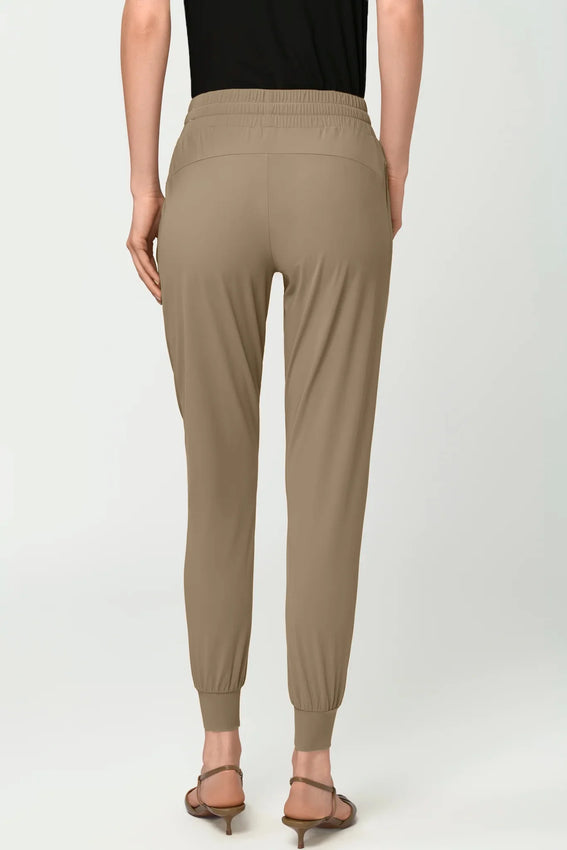 LUXE LÉGER Track Pants oliva