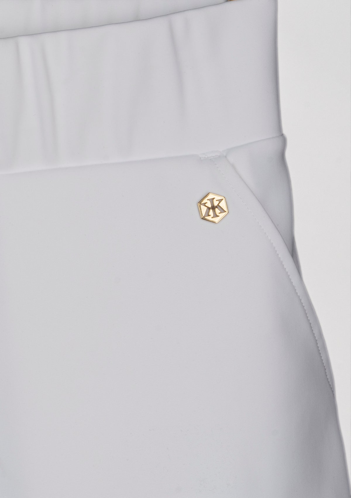 LUXE CLASSY Shorts white