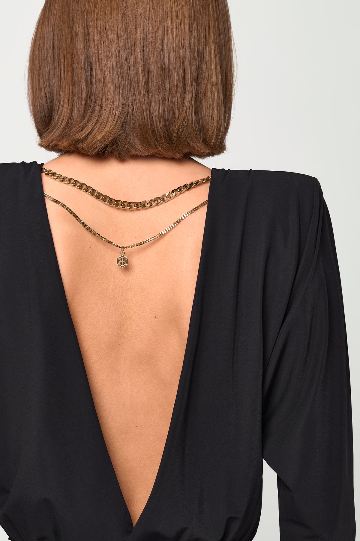 MANTRA Kleid schwarz