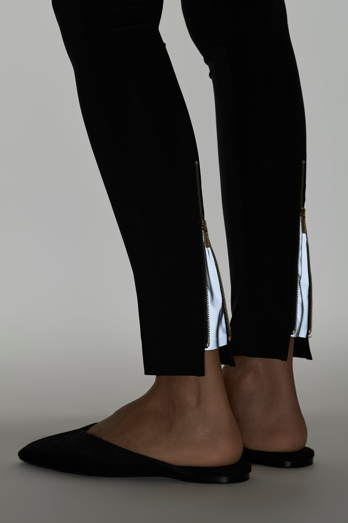 LALUCE Pants black