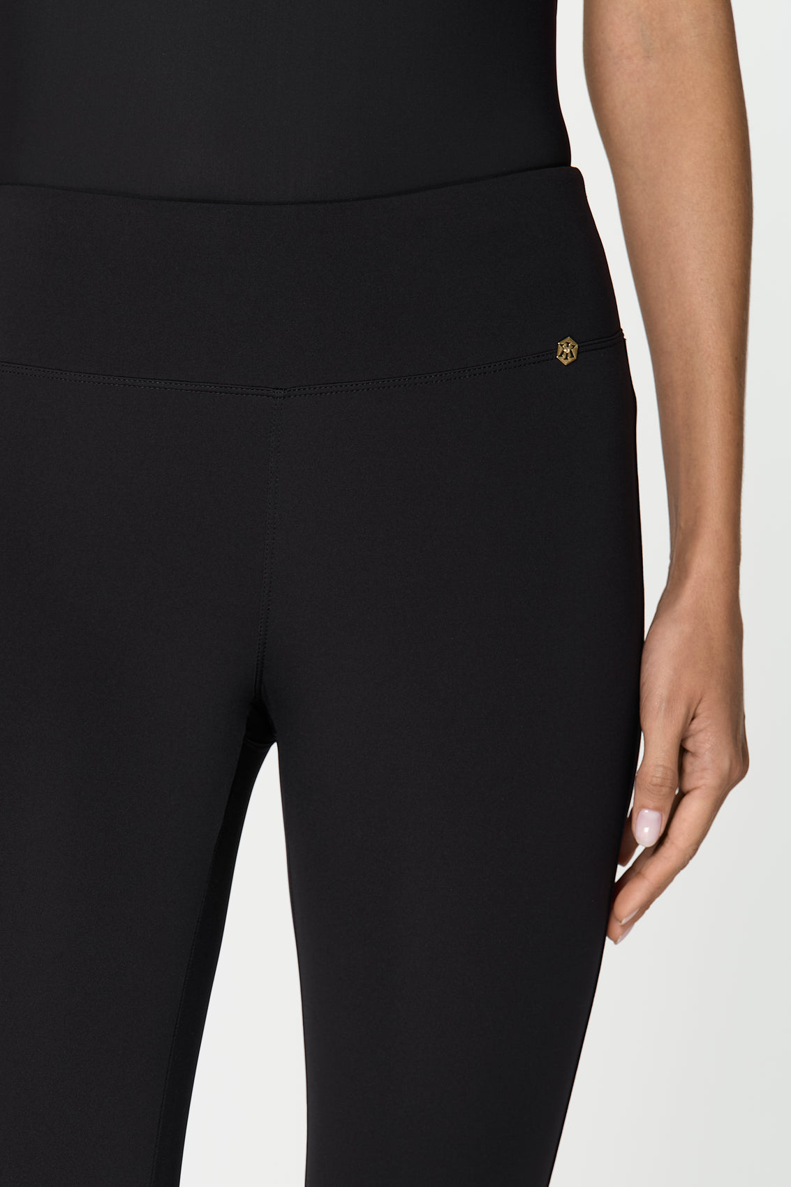 LALUCE Pants black