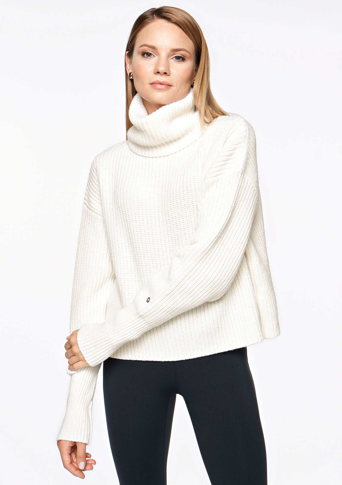 LOGGIA Cashmere Sweater neve