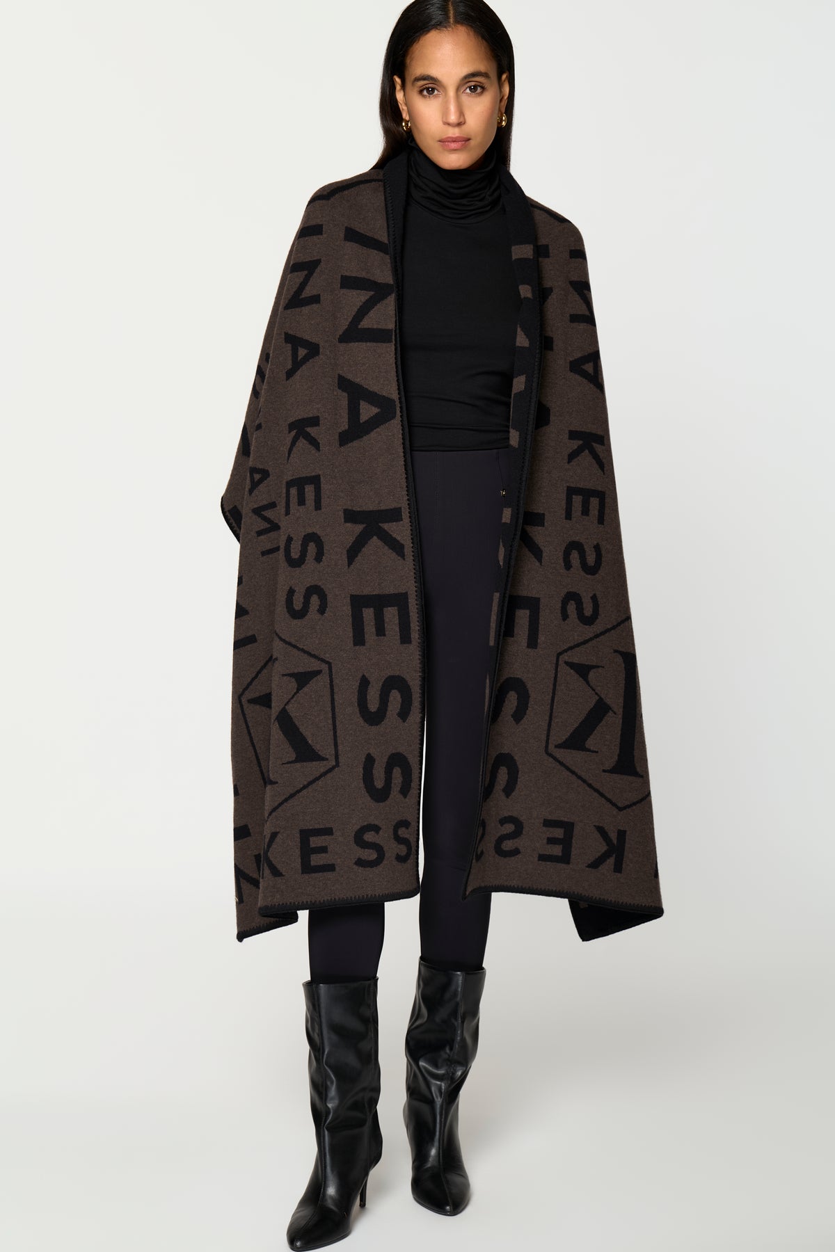 NELLETTO Scarf coal