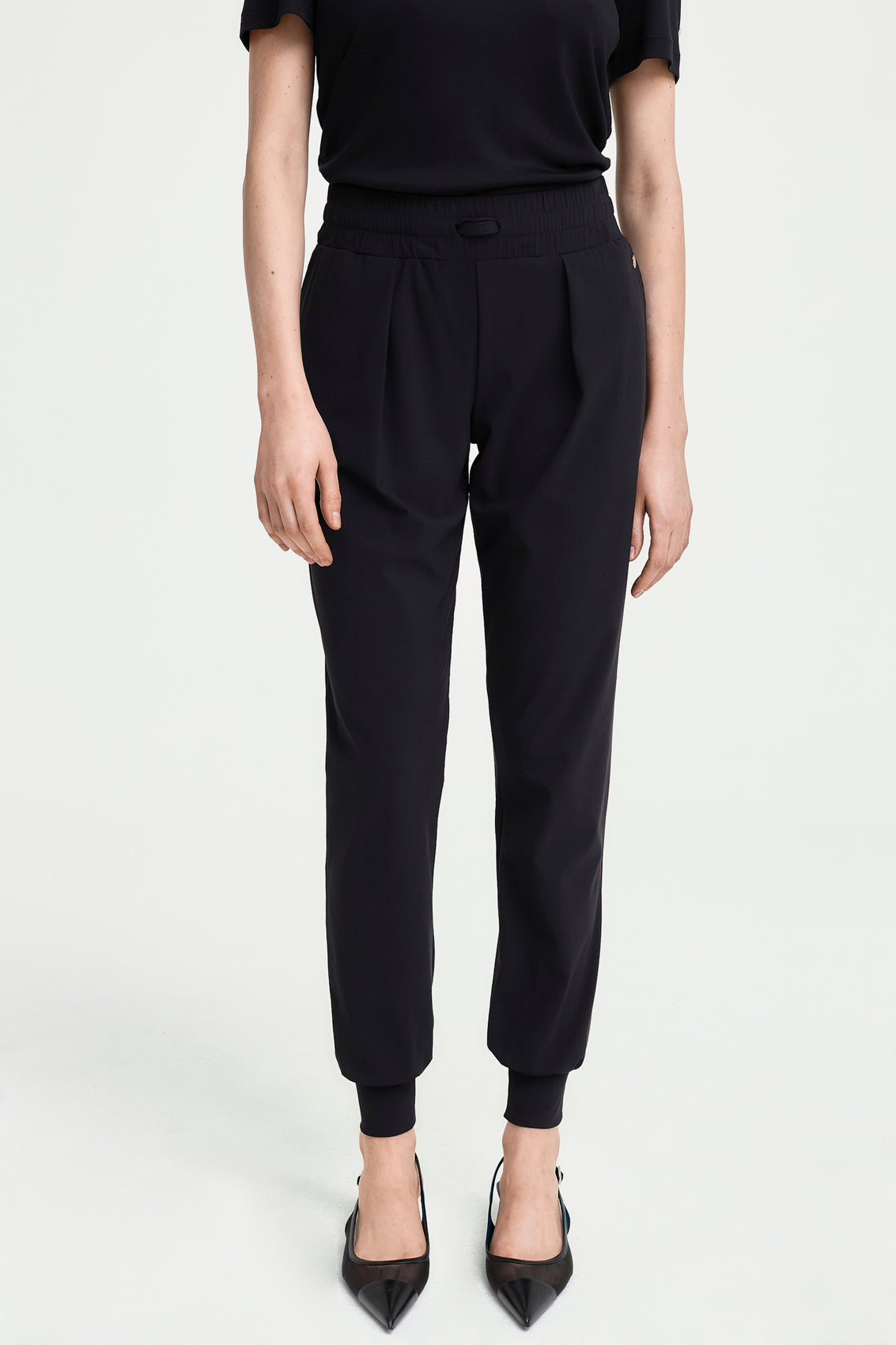 LUXE LÉGER Track Pants black
