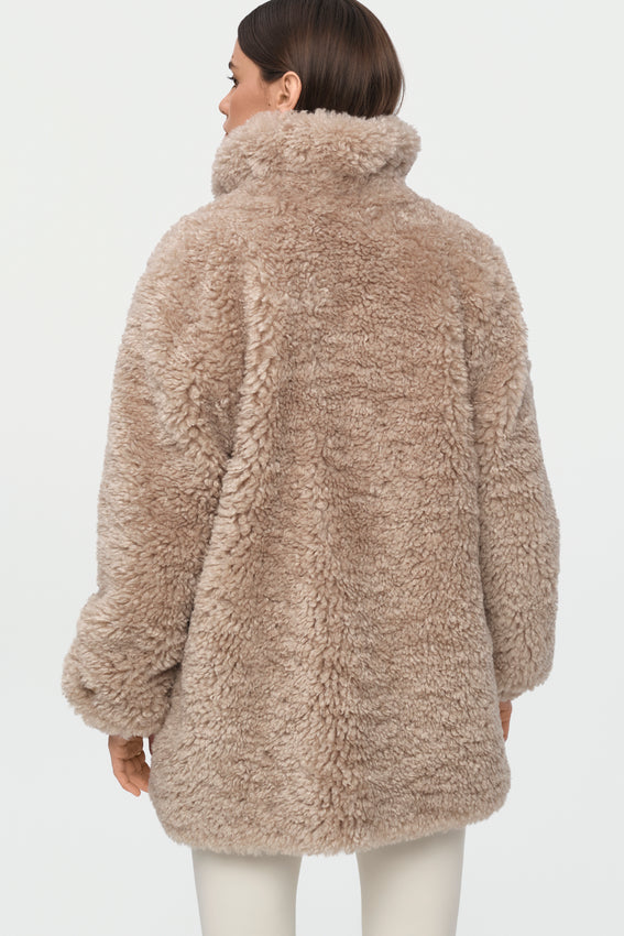 MILU Kunstfelljacke oat