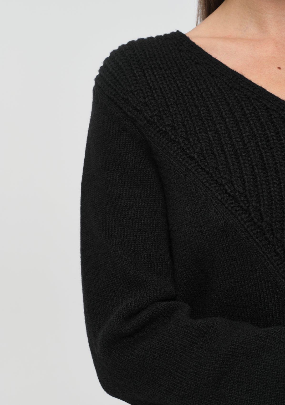 NEROLA Merino Cashmere Pullover black