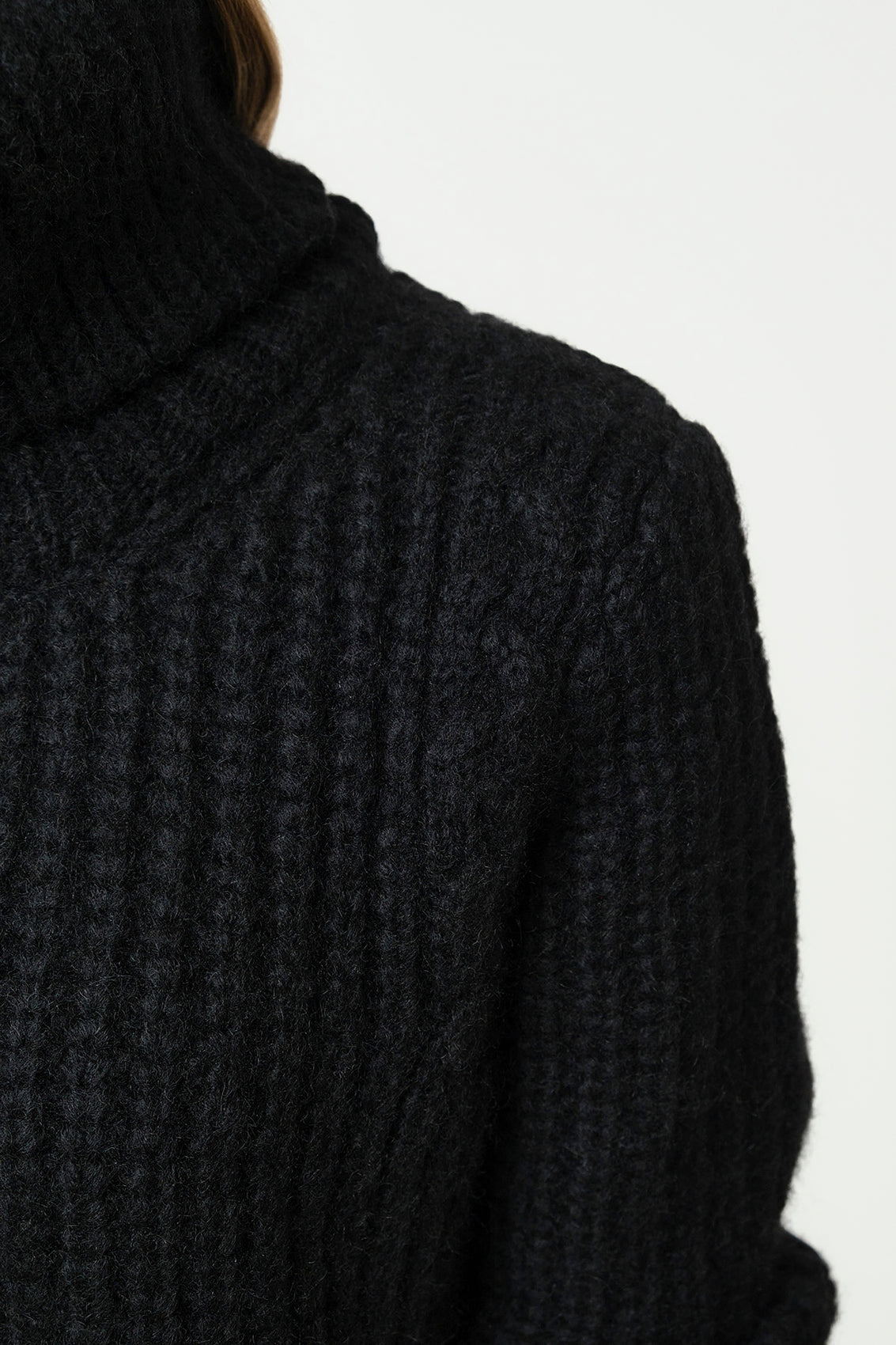 PELLICI Alpaca-Blend Sweater black