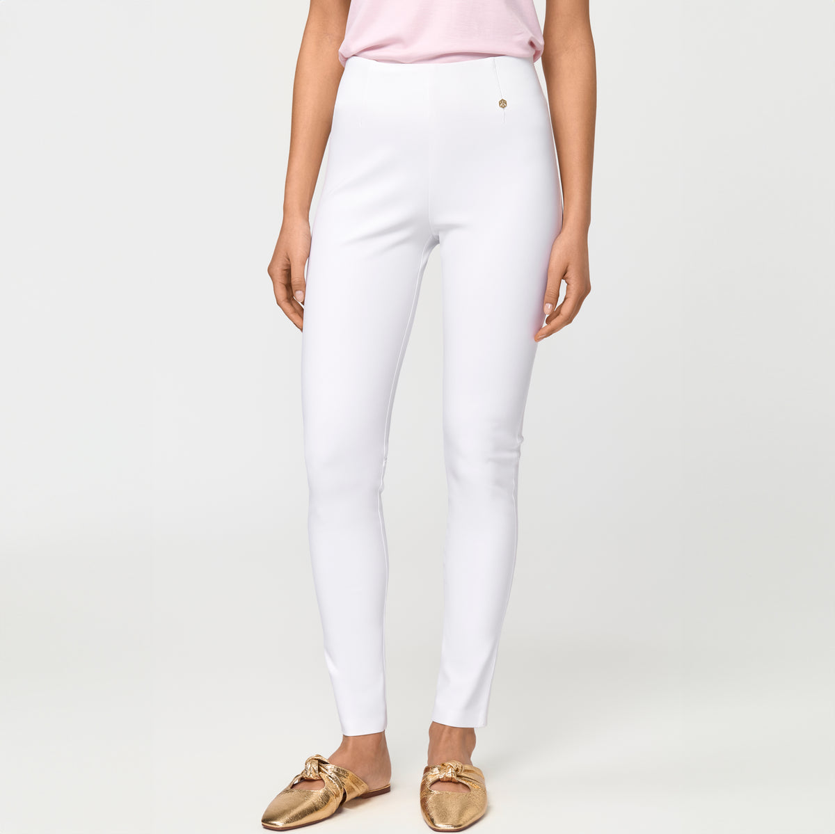 ELLA Stretch Pants white, ODIL T-Shirt rosalia