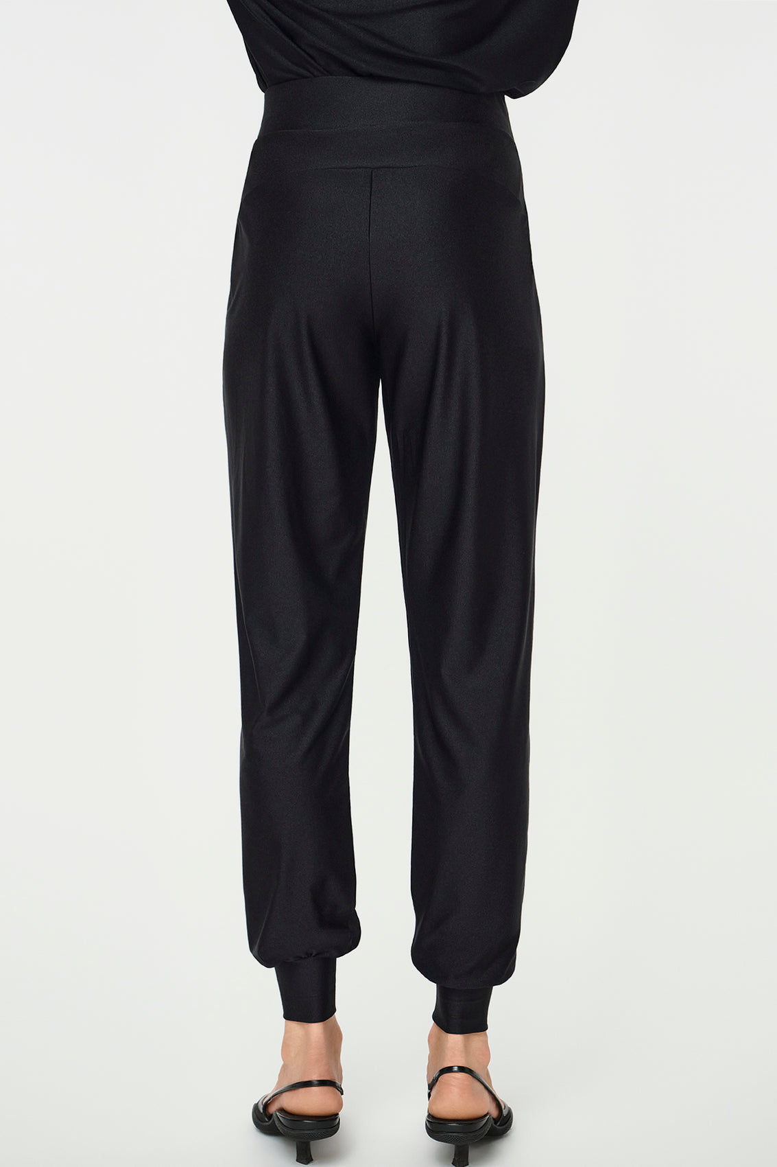 AURA Stretchhose schwarz