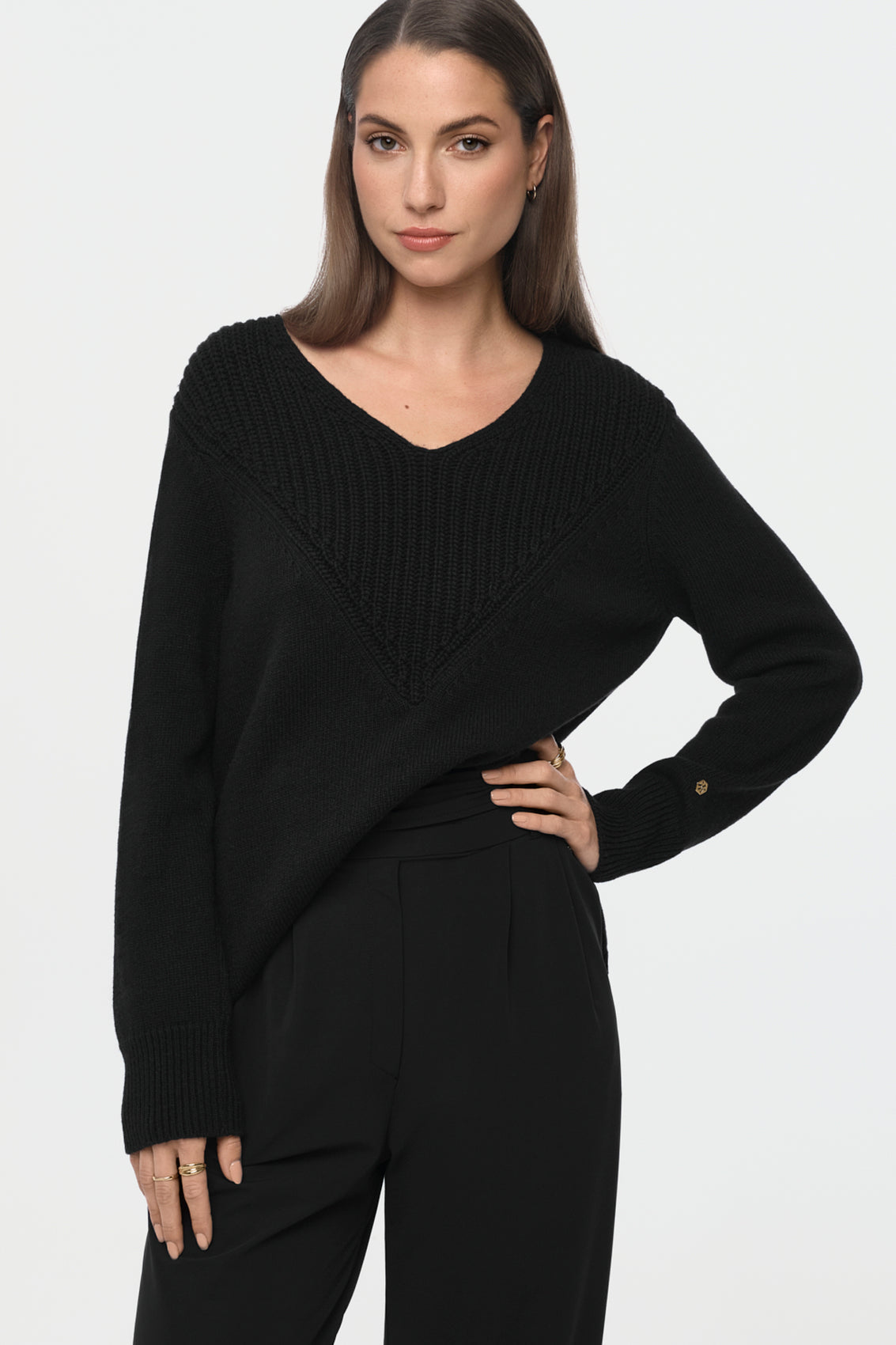 NEROLA Merino Cashmere Pullover black