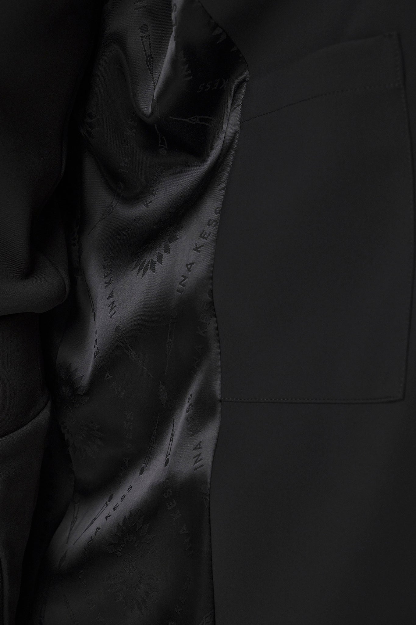 CESARE Jacket black