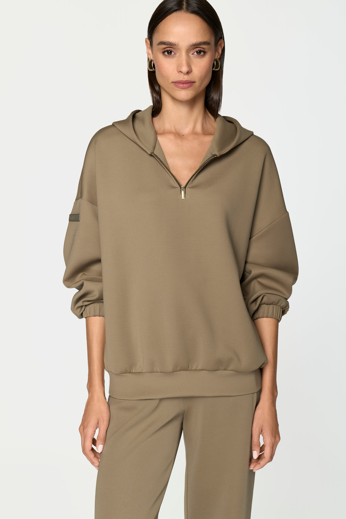 NARO Pullover oliva