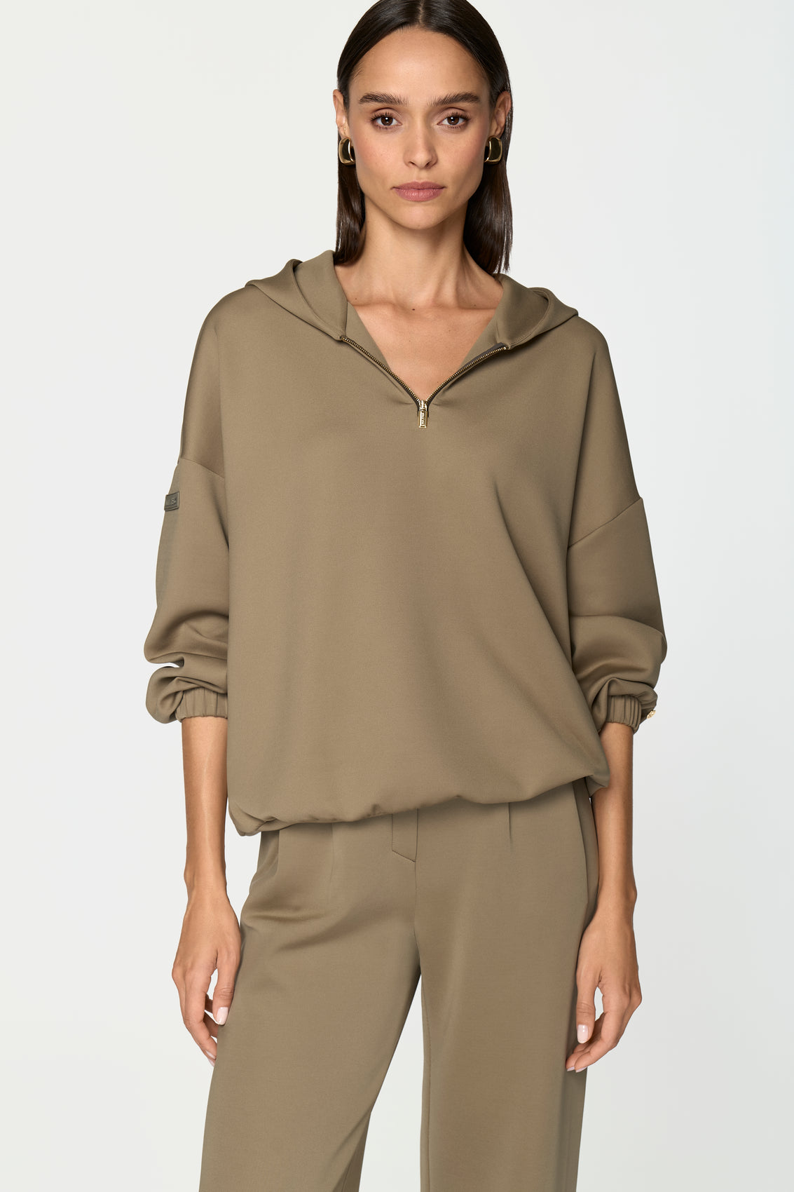 NARO Pullover oliva
