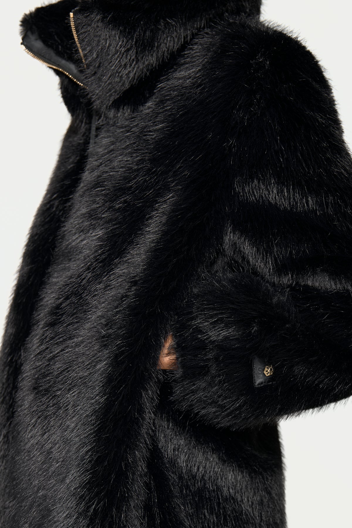 CHANOIR Faux Fur Coat black