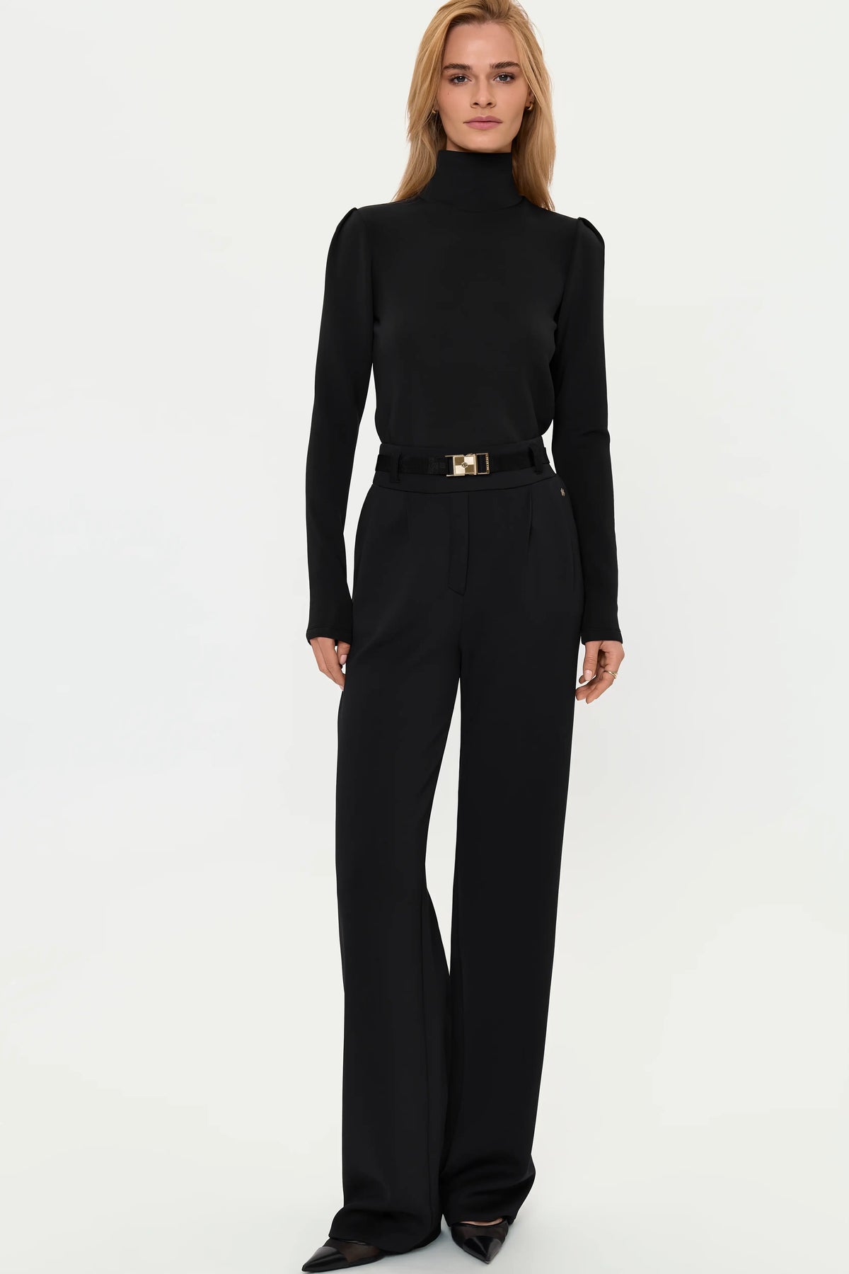 LYNNIC Highneck Top black