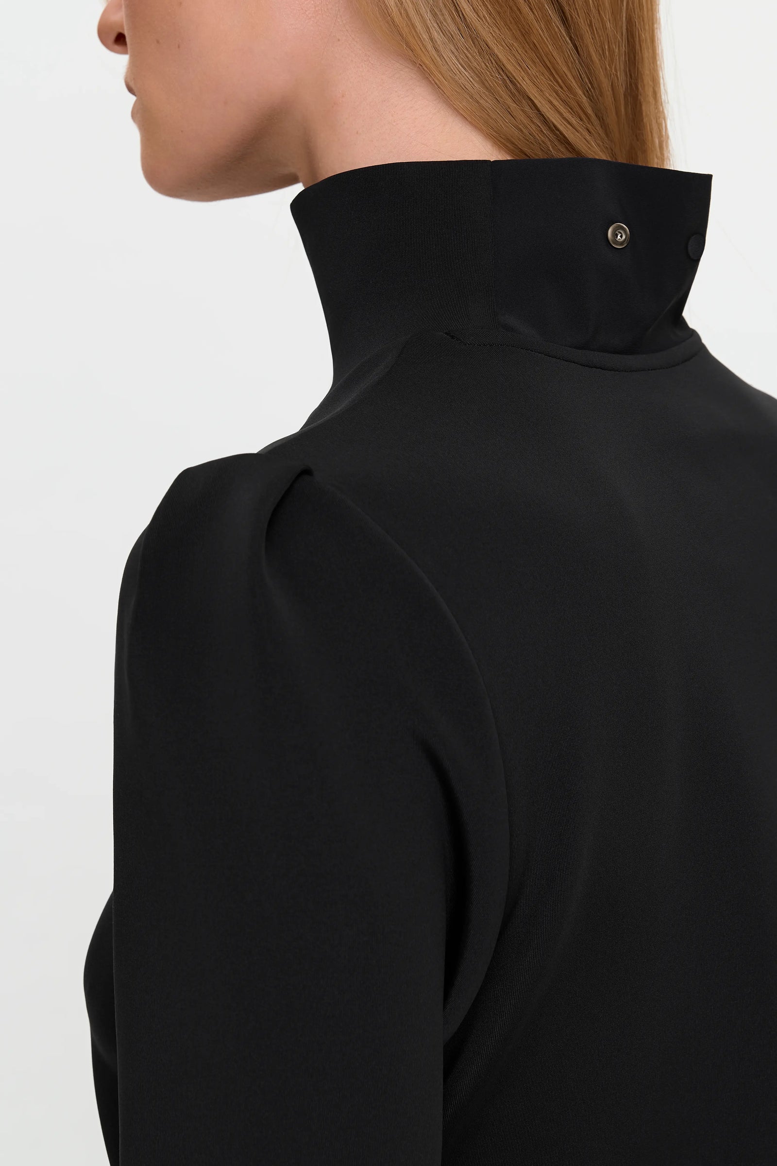 LYNNIC Highneck Top black
